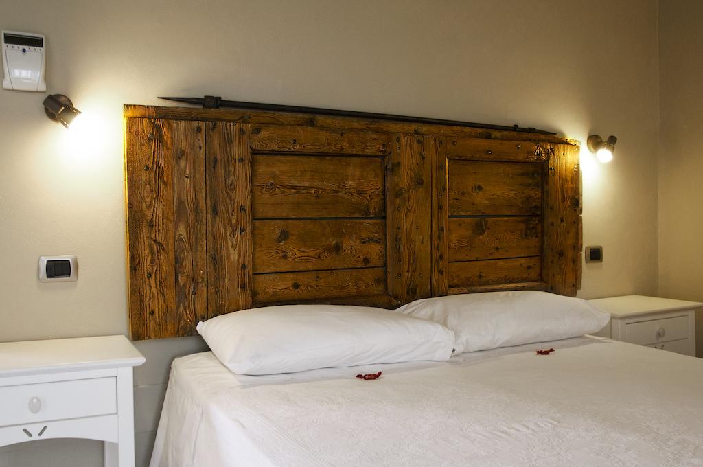 Corte Breda, Agriturismo Bed&Breakfast Киари Стая снимка