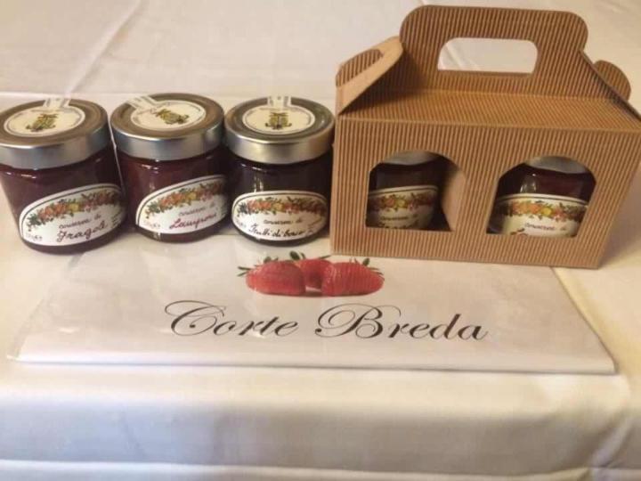 Corte Breda, Agriturismo Bed&Breakfast Киари Екстериор снимка